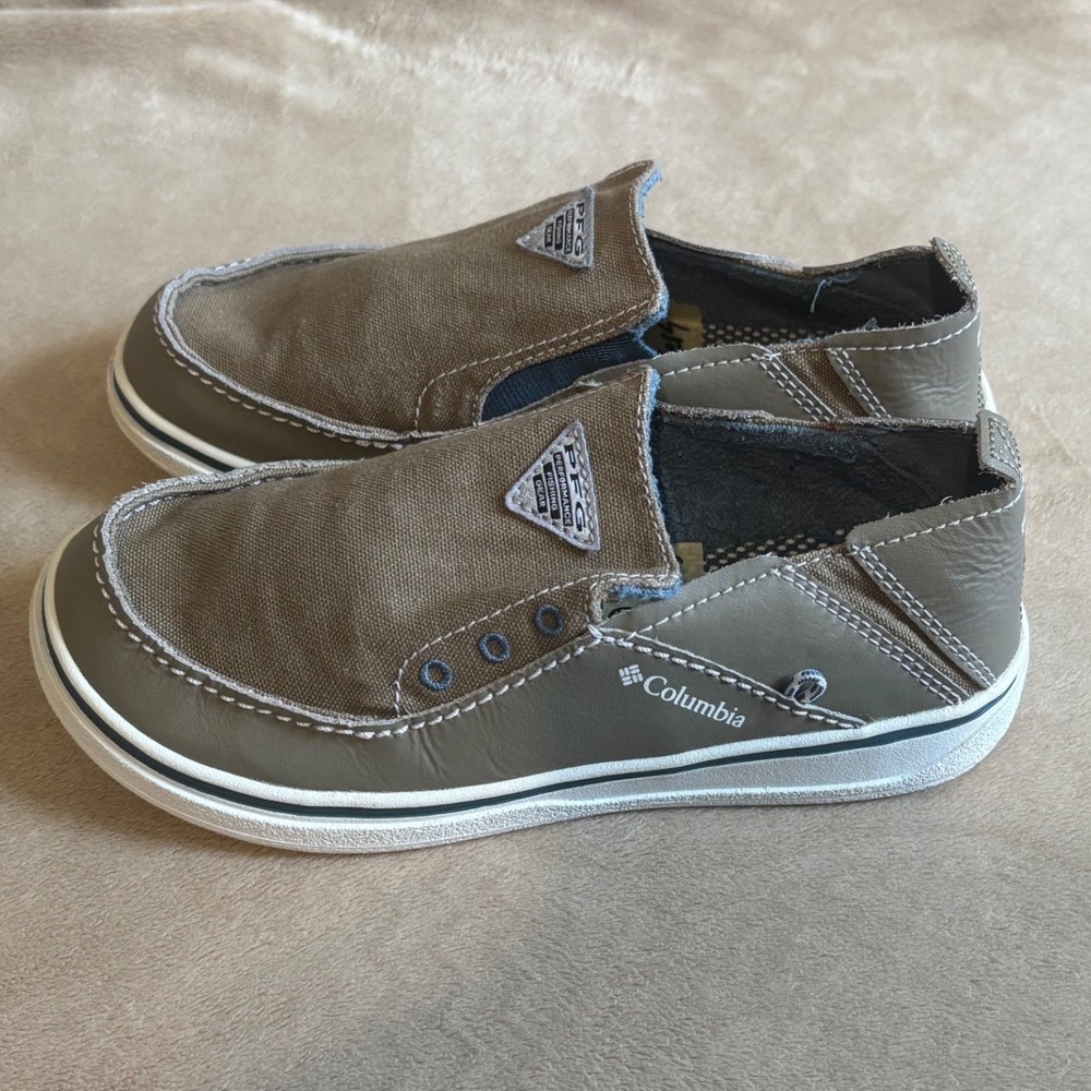 Columbia Kids PFG Bahama Vent Boat Shoes Khaki Grey Slip On BY1095-227 2Y